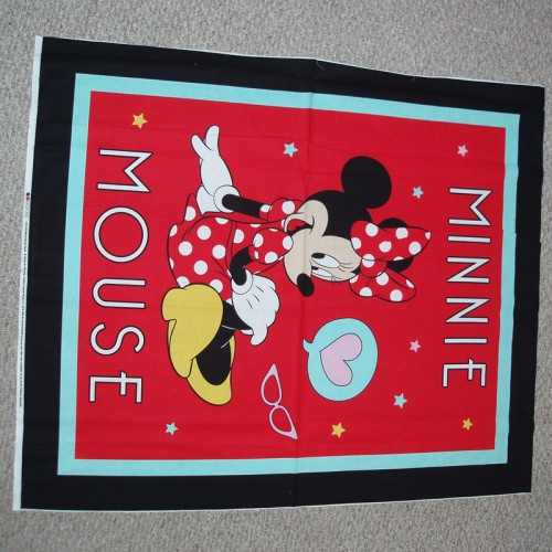 Cotton Quilt Top Panel Minnie Mouse on red