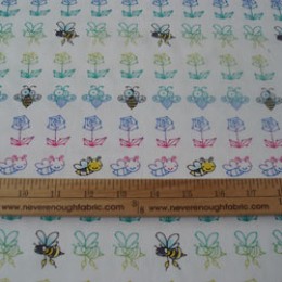 Cotton Blend A line of bees and flowers (53)